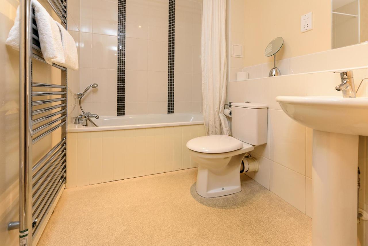 Abodebed - Handleys Court Hemel Hempstead Eksteriør bilde